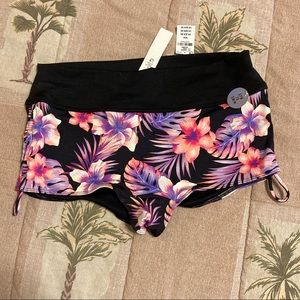 Victoria Secret PINK NWT swim to gym shorts*Medium*